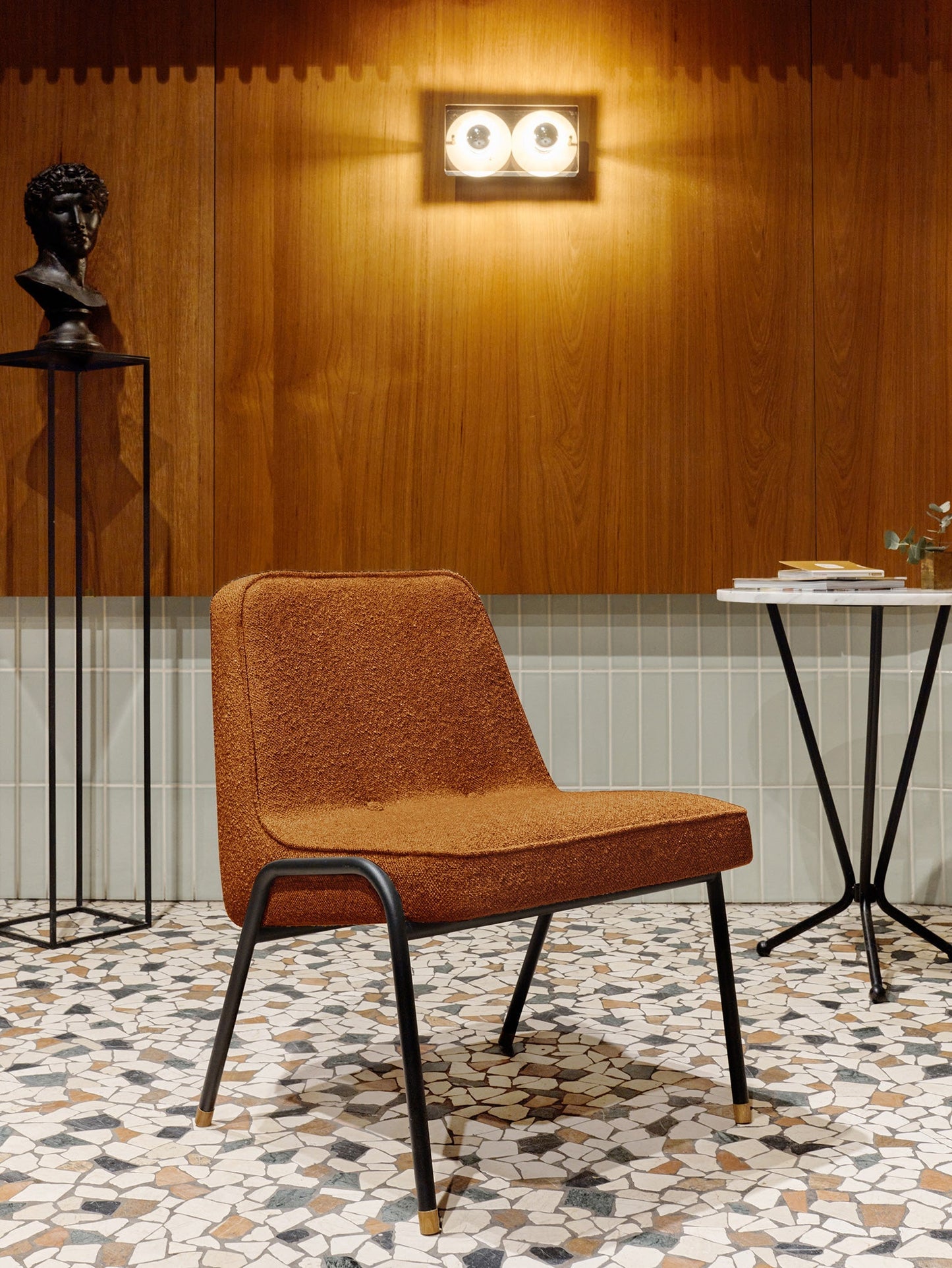 366 Metal Club Chair in Shine Velvet Mustard