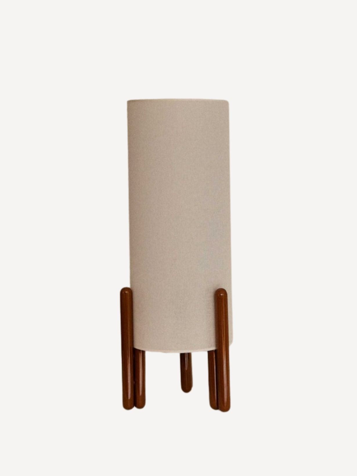 Lampe en frêne massif laquée, Colette
