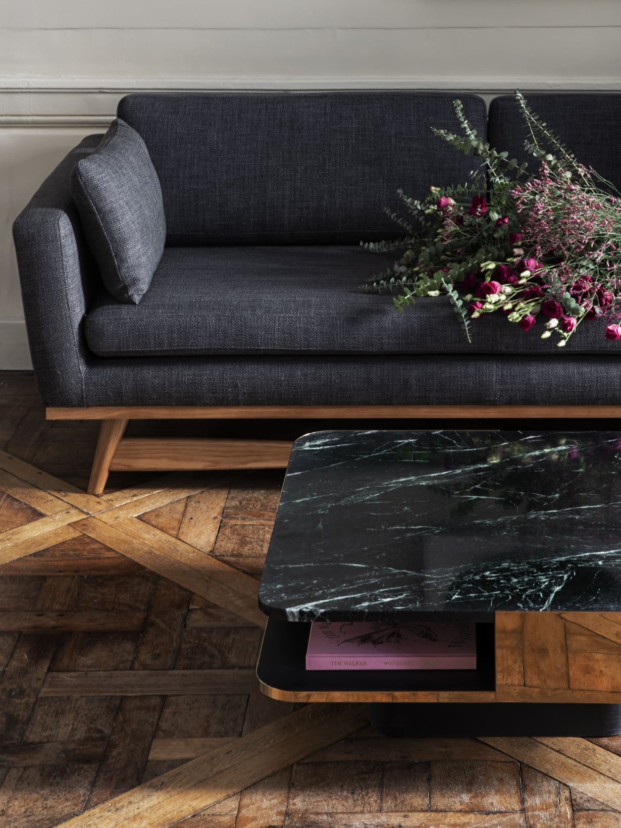 Canapé en tissu ou en velours, 210