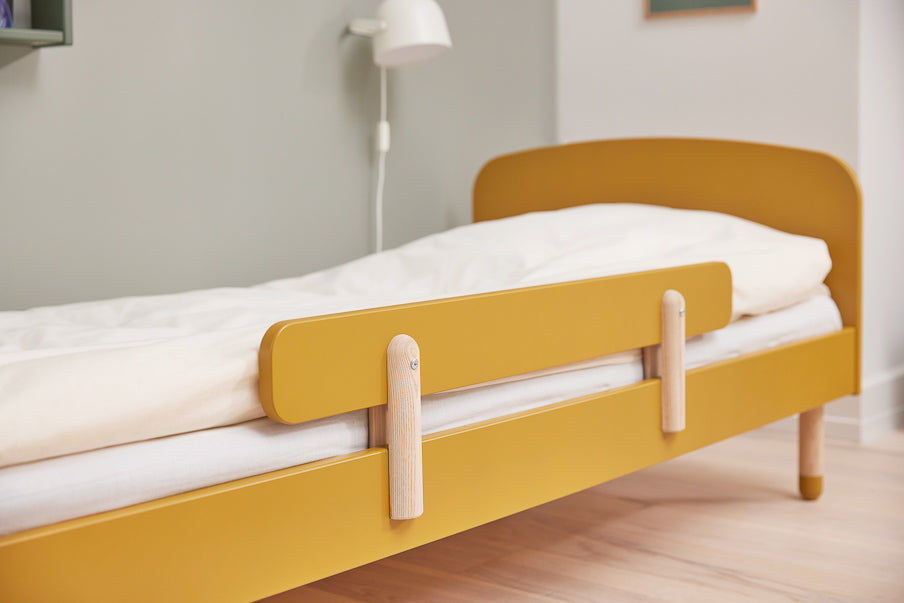 Lit simple avec barrière de sécurité, Dots