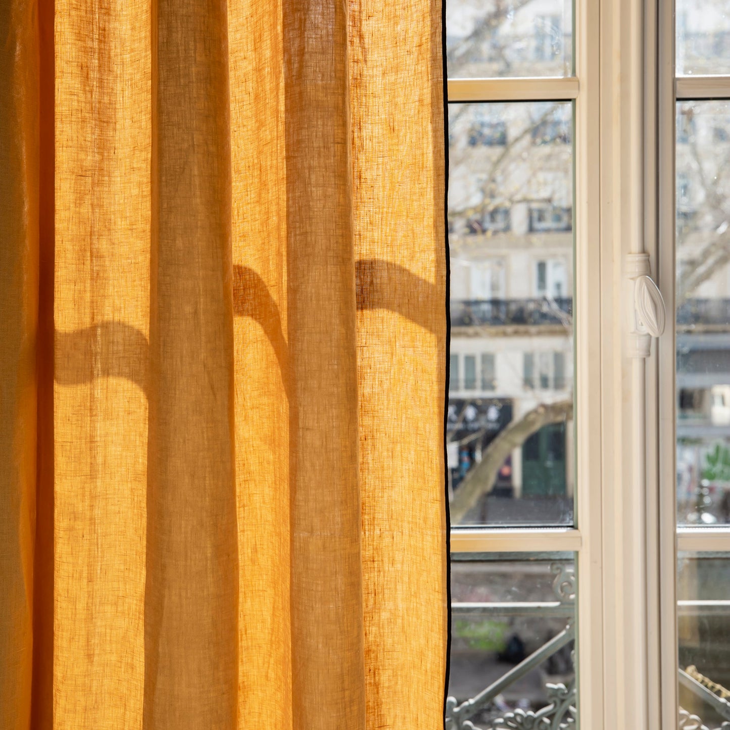 Rideau panneau CARLINA ocre et bourdon noir | mobile_slider
