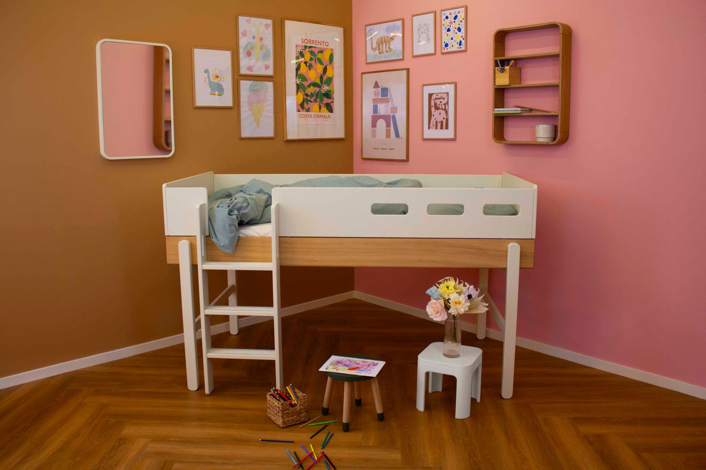 FLEXA Mid-high bed with straight ladder