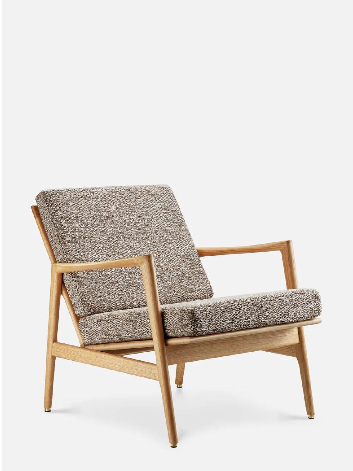 Fauteuil en bois de chêne Stefan, tissu sierra marron