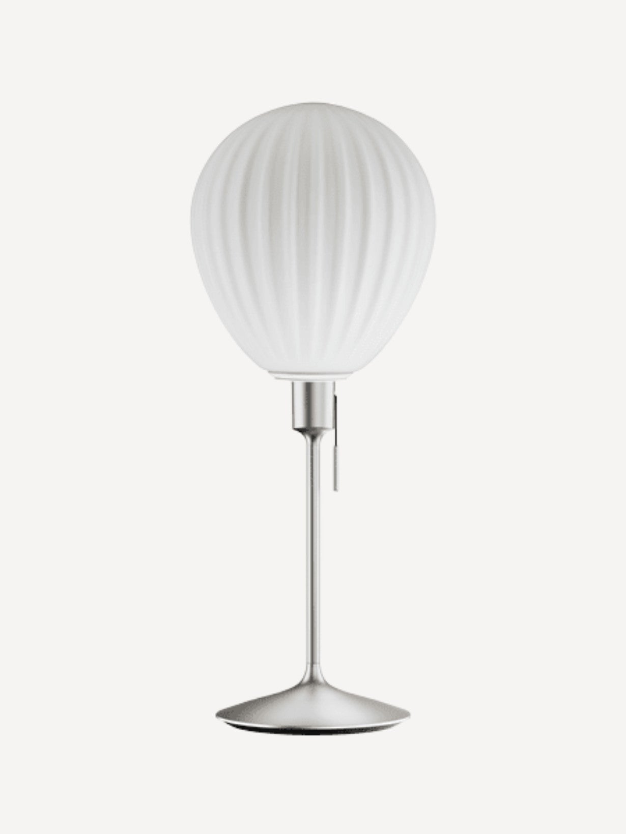 Lampe en acier brossé, Around the world