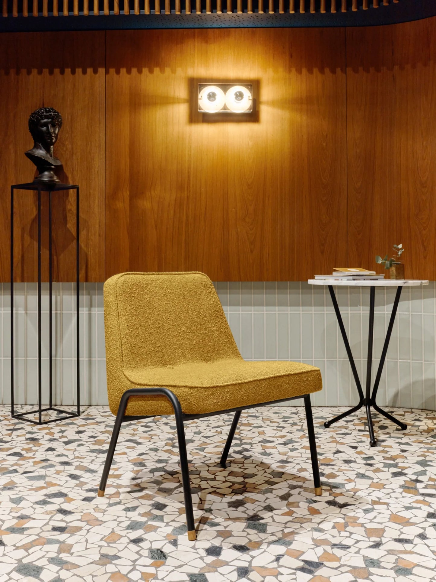 366 Metal Club Chair in Boucle Beige