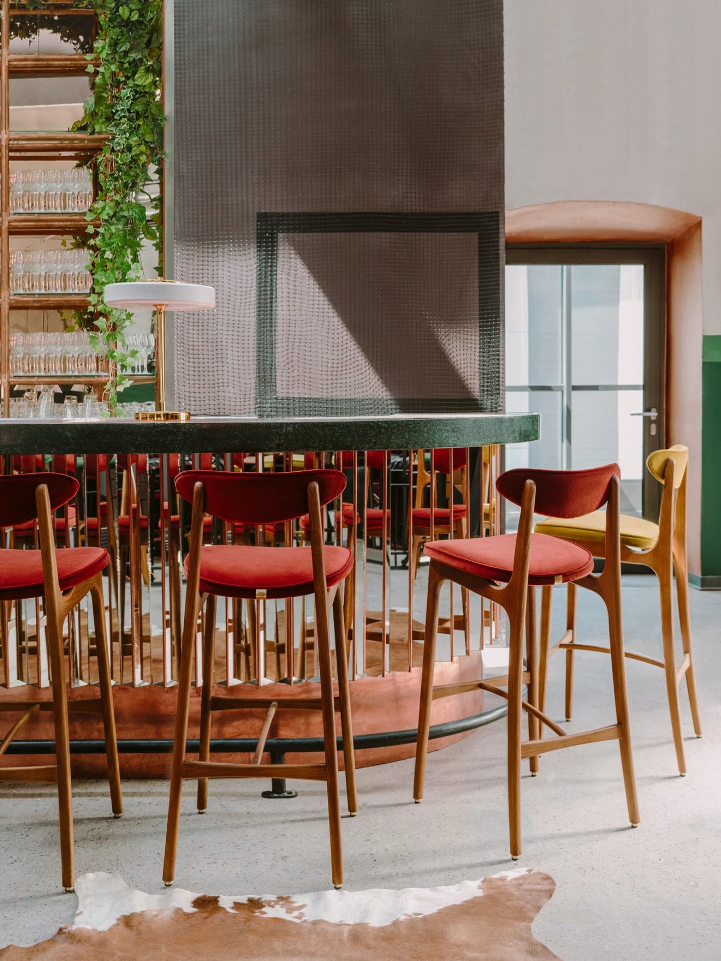 200-190 Bar Stool M/75 in Velvet Sierra