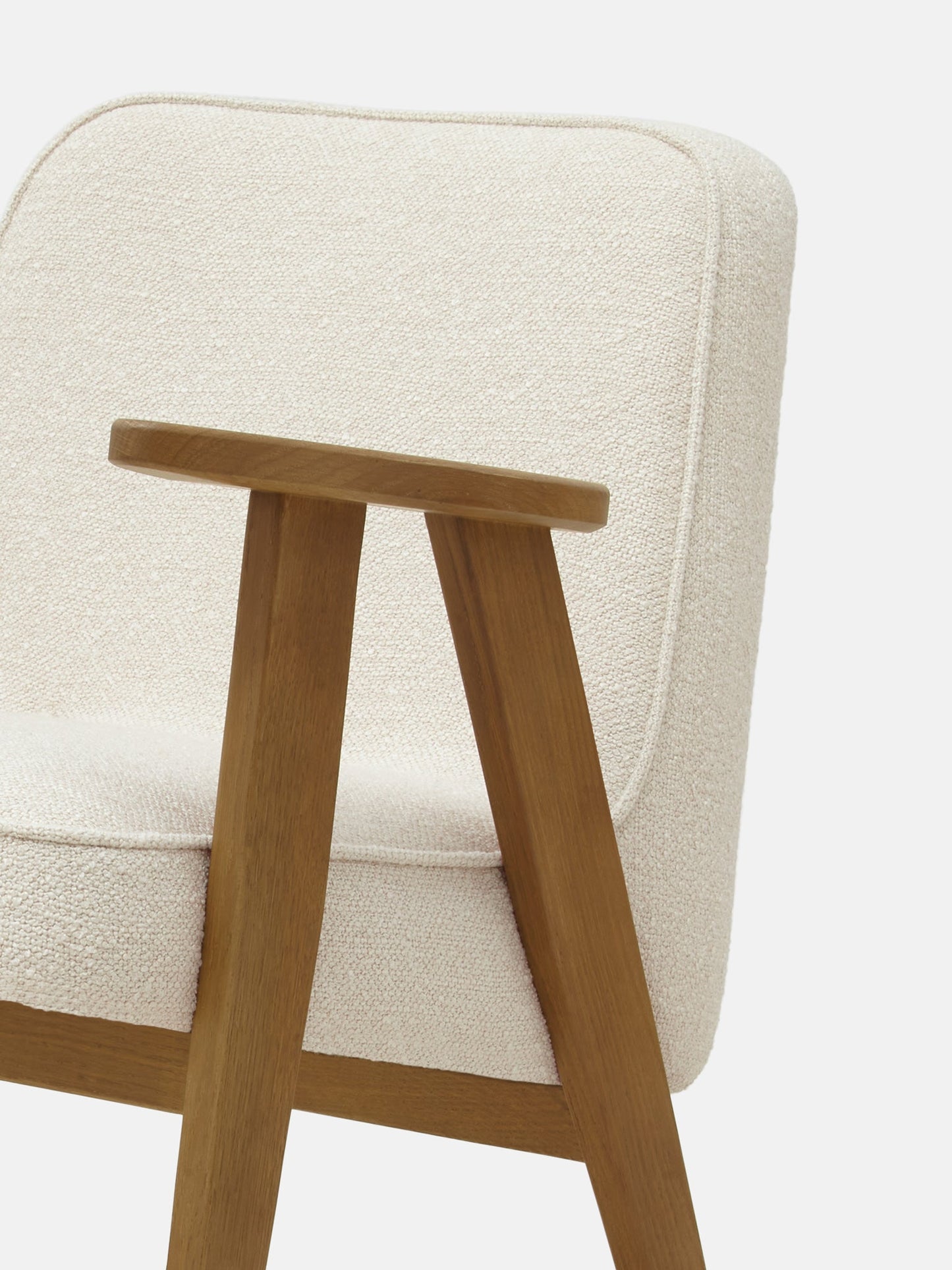 366 Rocking Chair in Boucle Creme