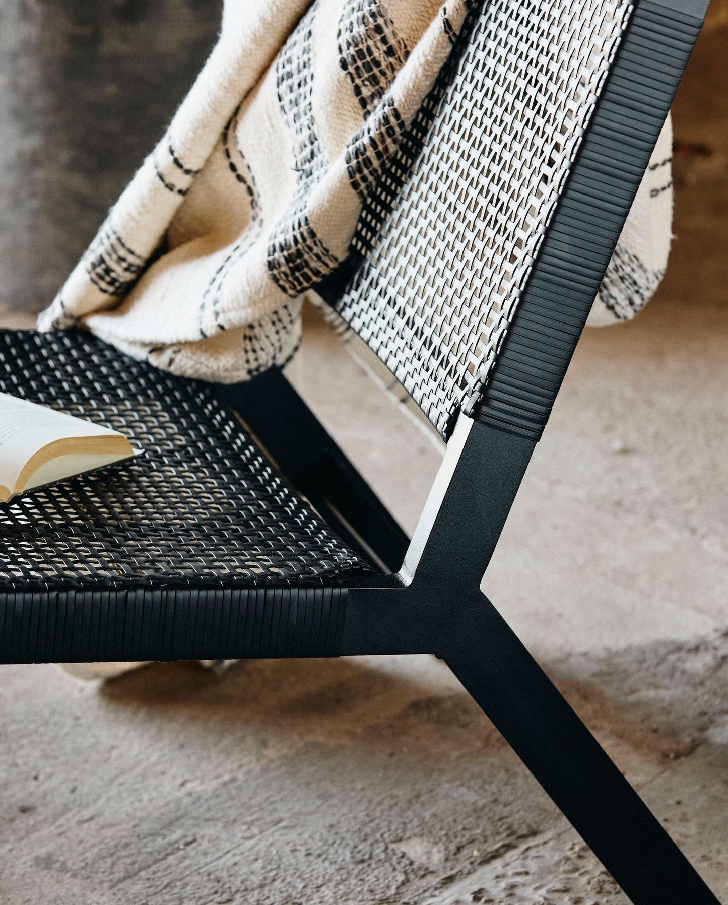Nordal A/S VASAI lounge chair, black
