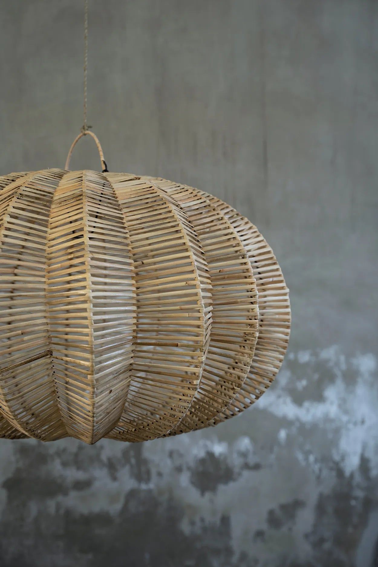 bazarbizar-b2b The Cerise Pendant - Natural