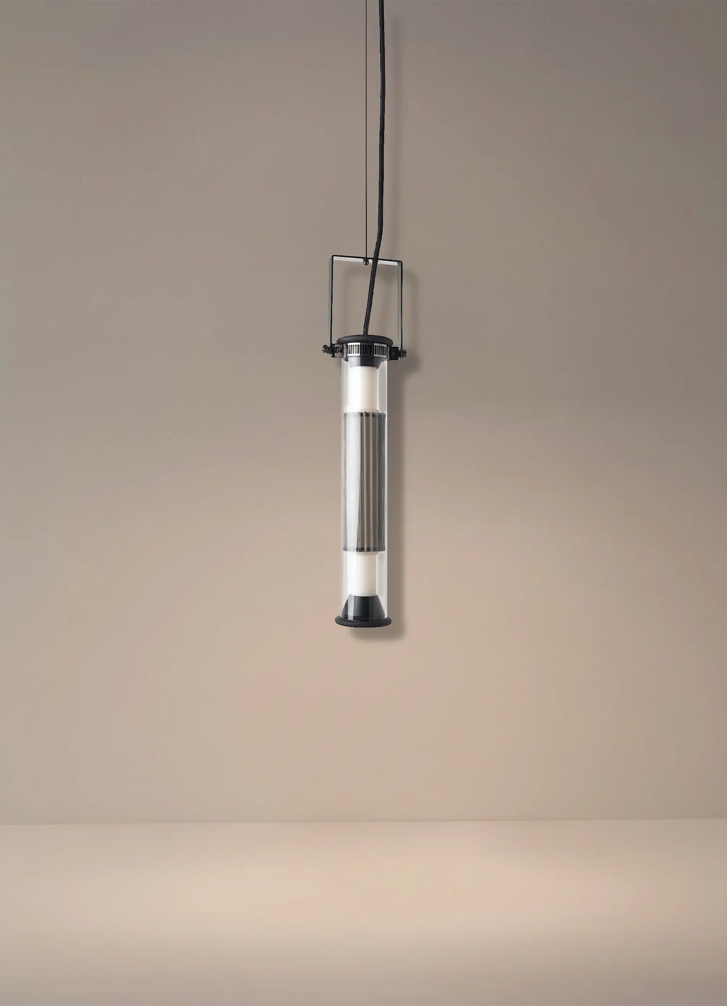 In The Tube 360/ 400 Pendant Vertical