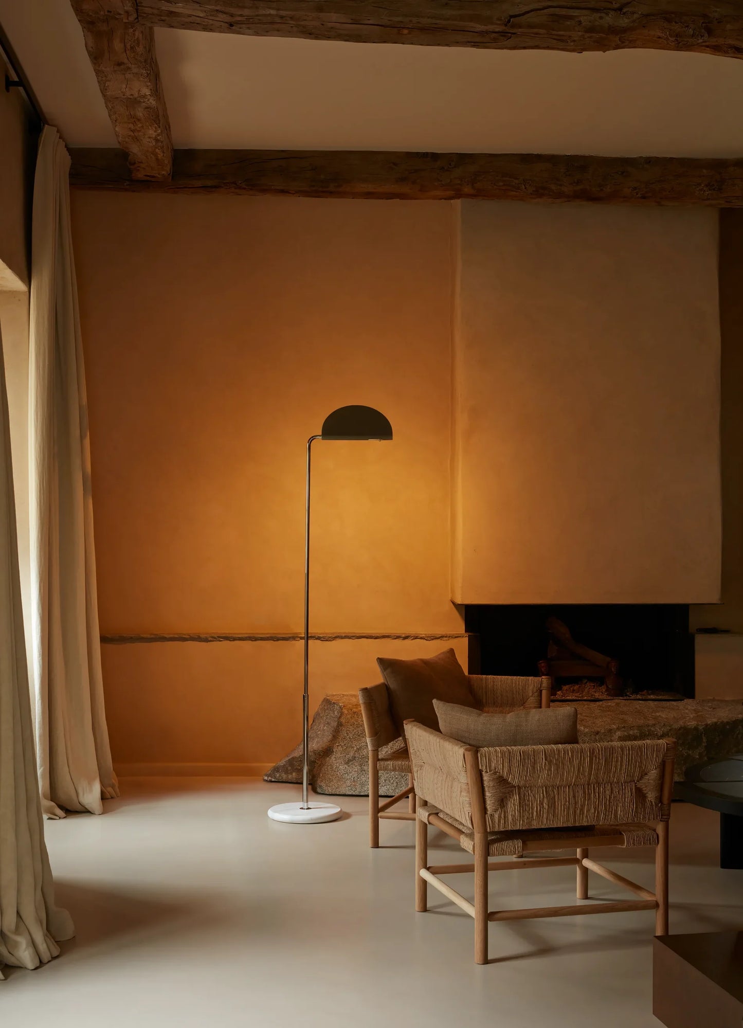 Mezzaluna Floor