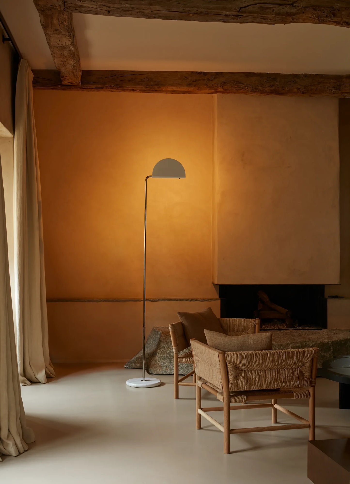 Mezzaluna Floor