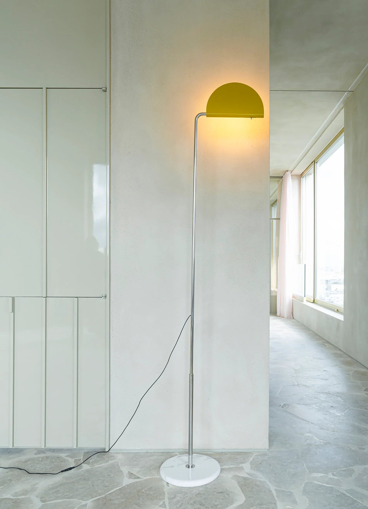 Mezzaluna Floor