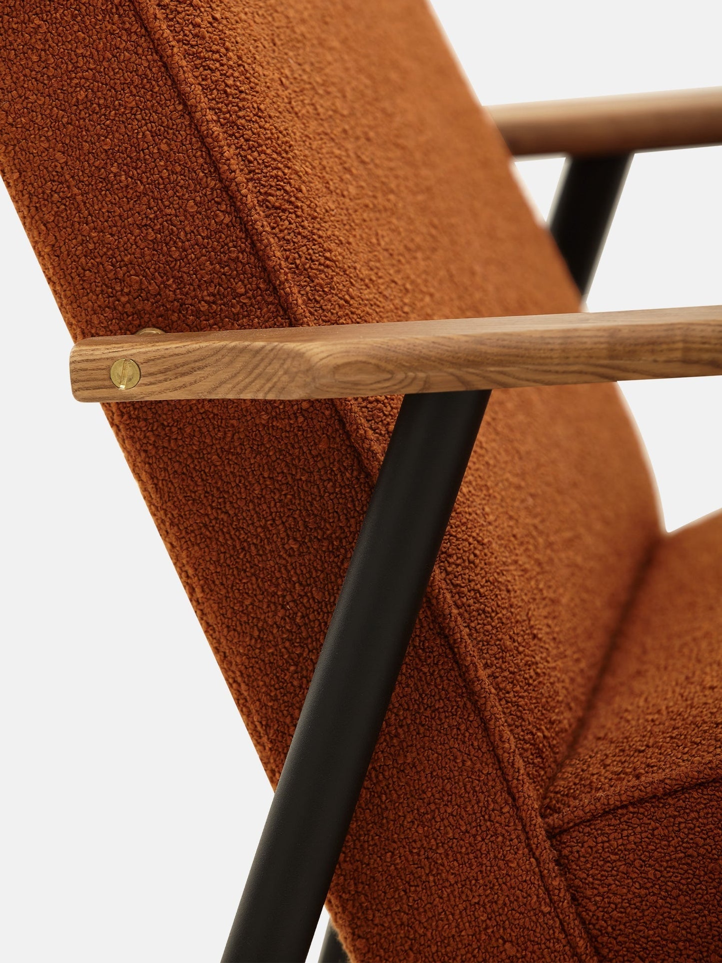 Fox Metal Lounge Chair in Boucle Sierra