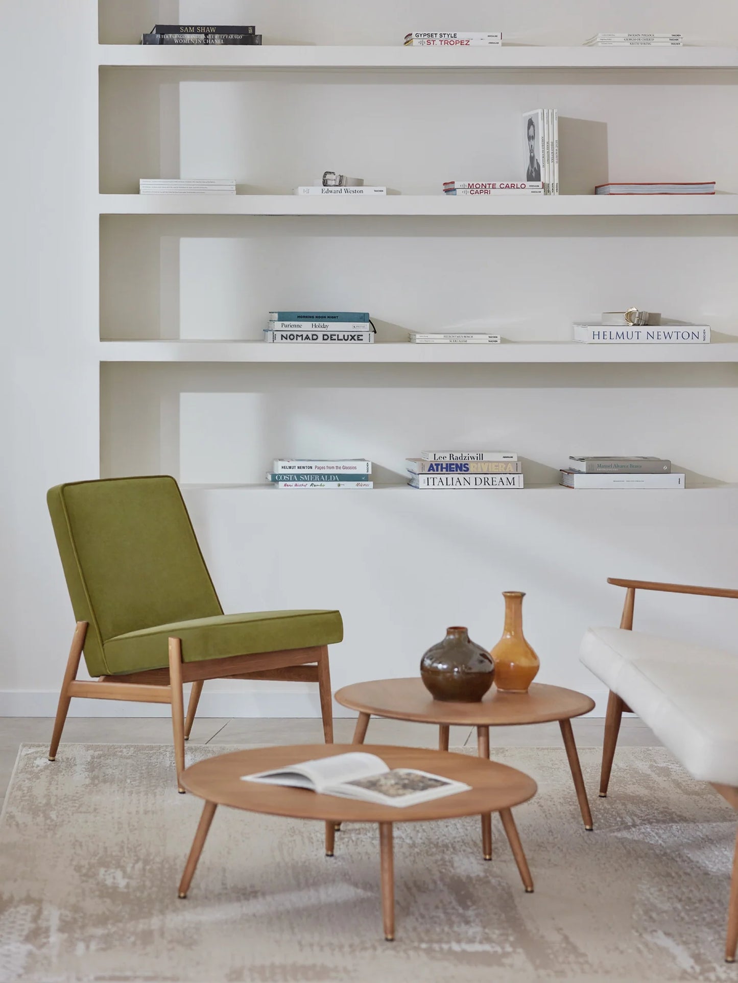 Fox Club Chair in Velvet Mint
