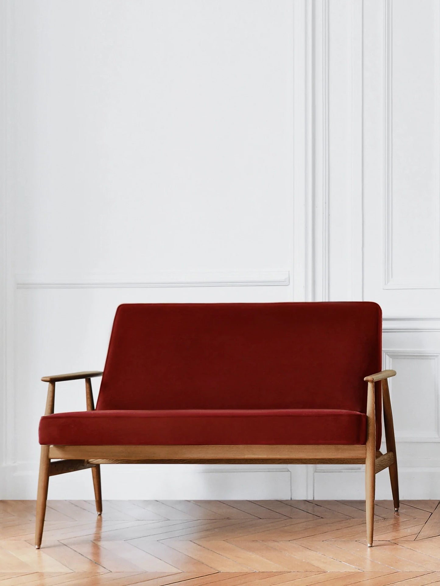 Fox Sofa in Cord Creme