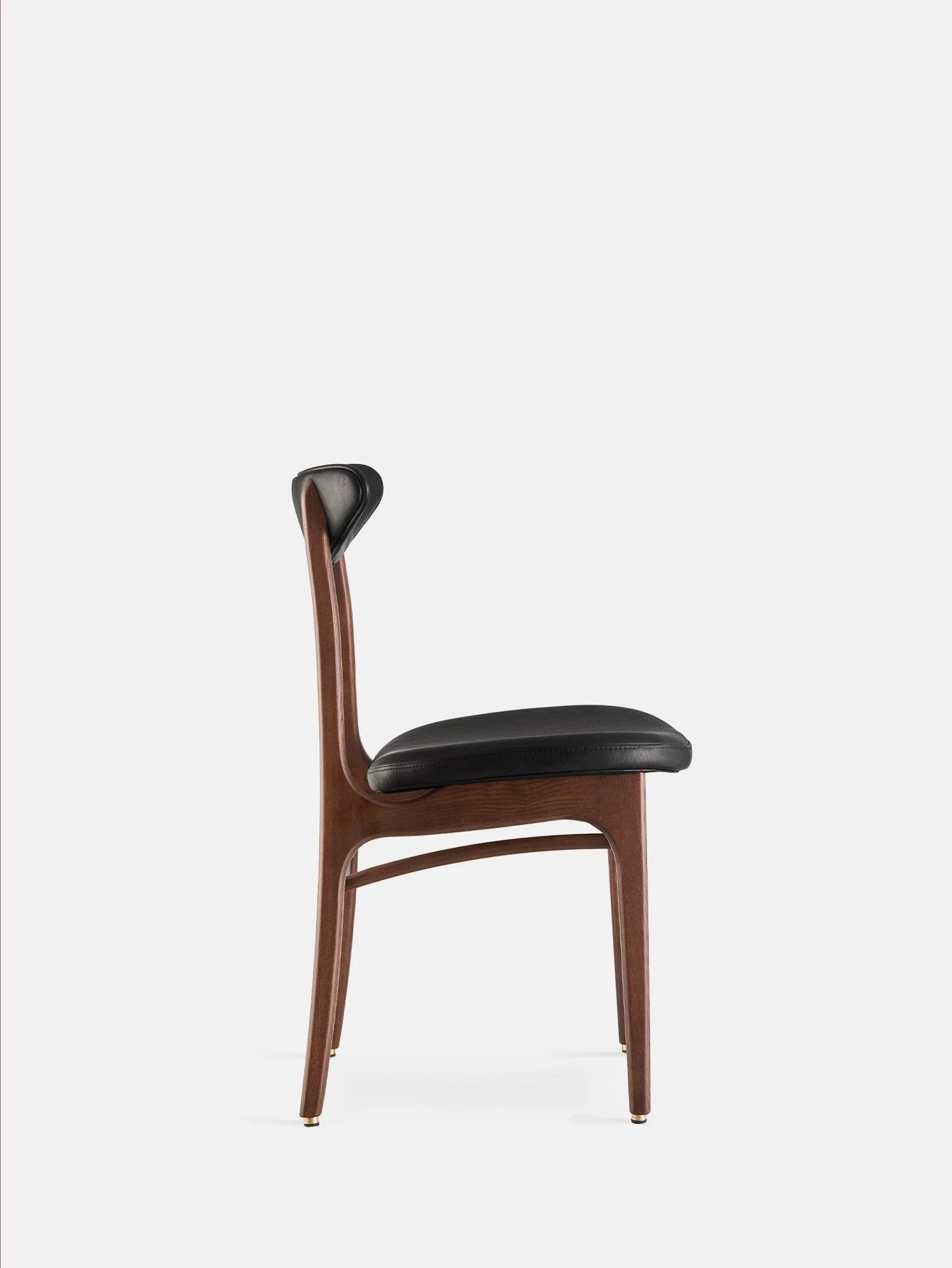 200-190 Chair in Natural Leather Black