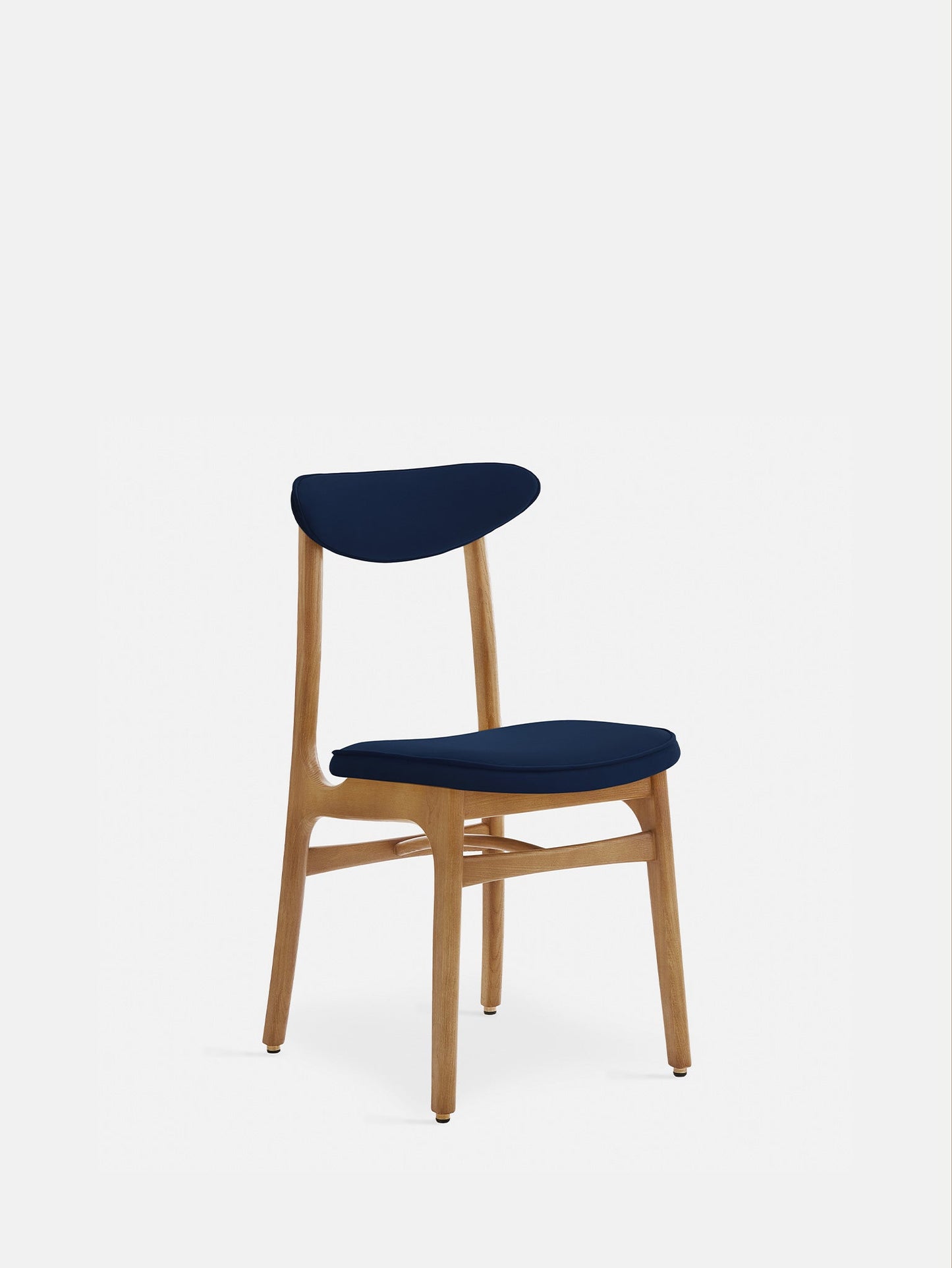 200-190 Chair in Velvet Indigo