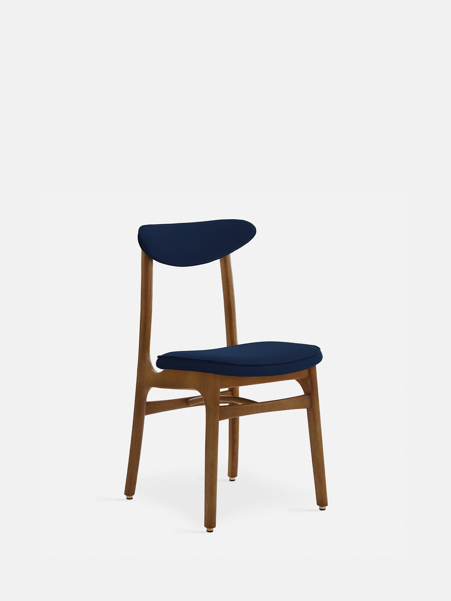 200-190 Chair in Velvet Indigo