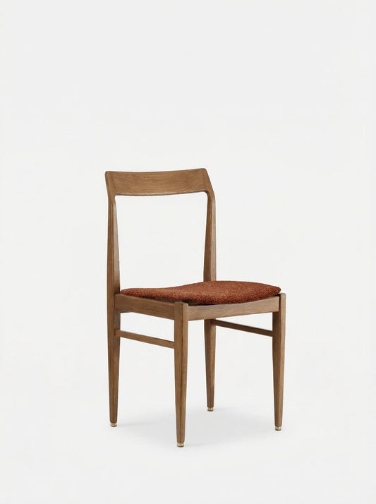 Homa 104 Chair in Boucle Sierra