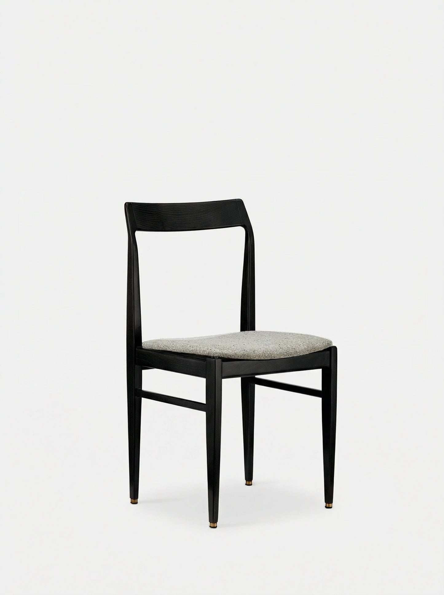 Homa 104 Chair in Grain L'amande