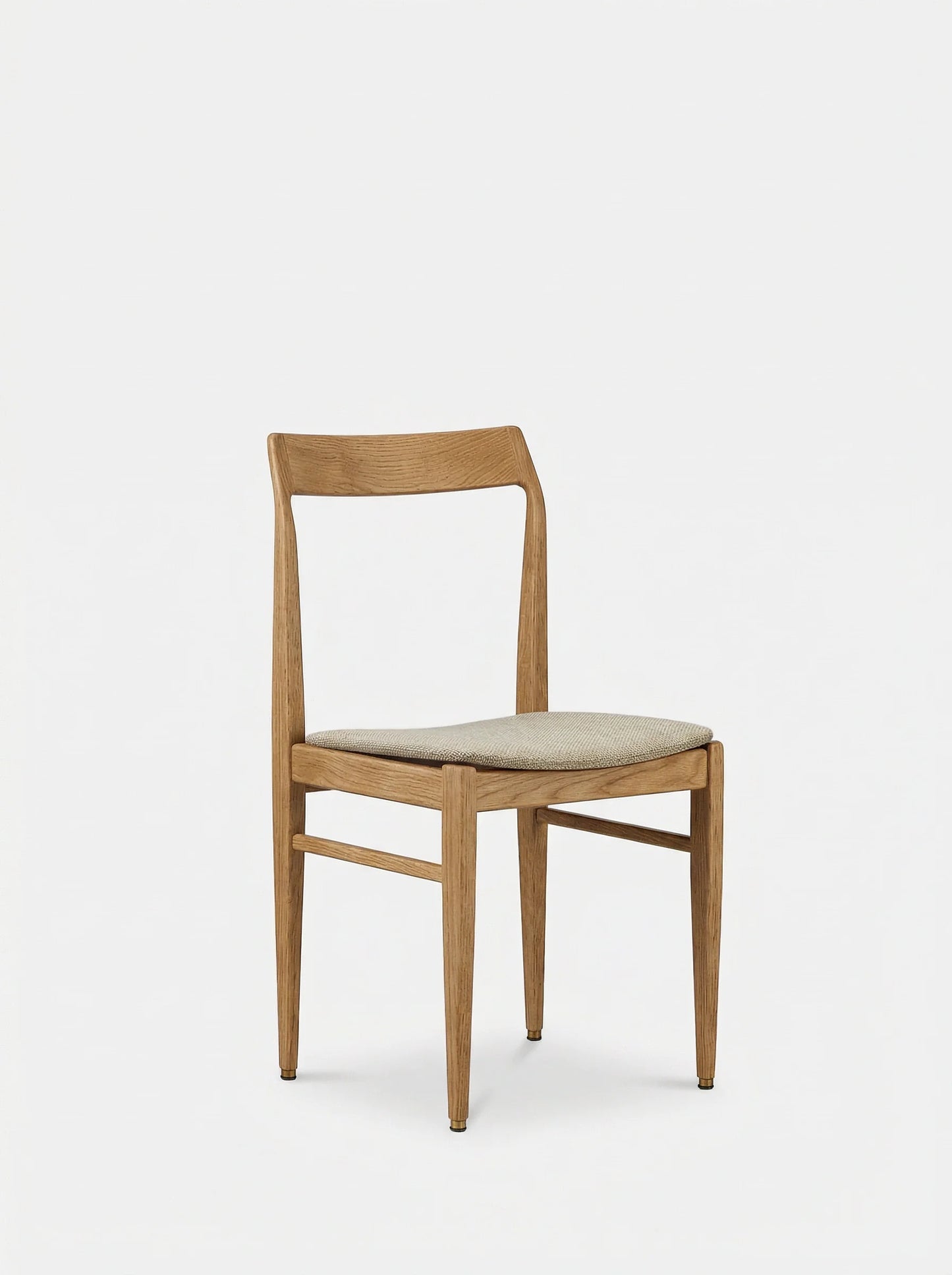 Homa 104 Chair in New Coco Sand