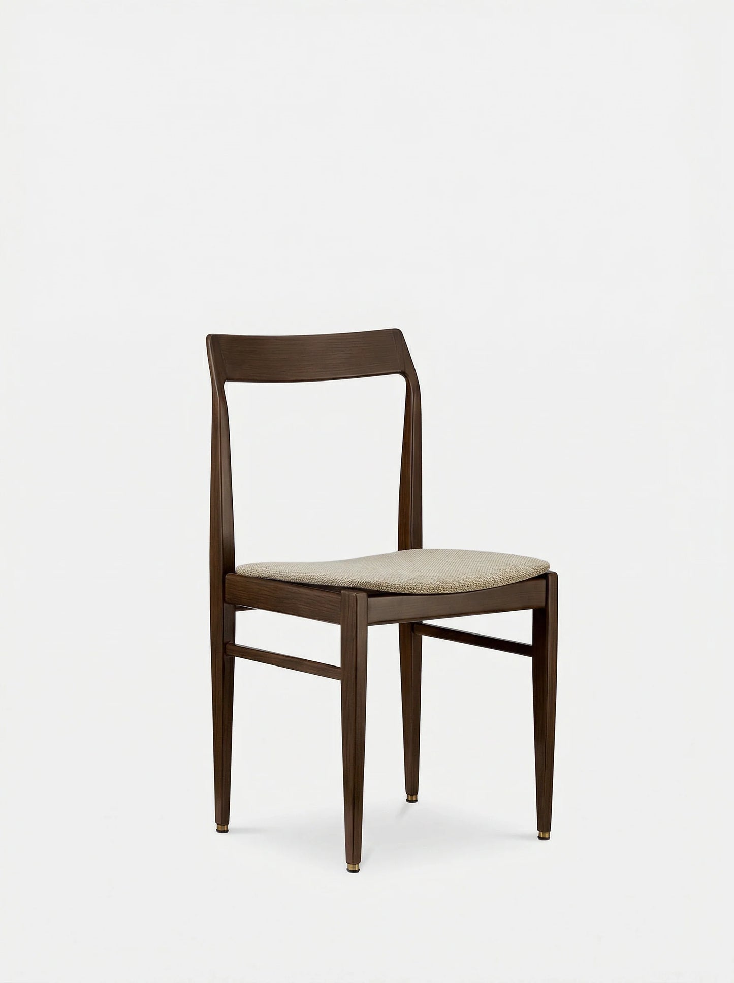 Homa 104 Chair in New Coco Sand