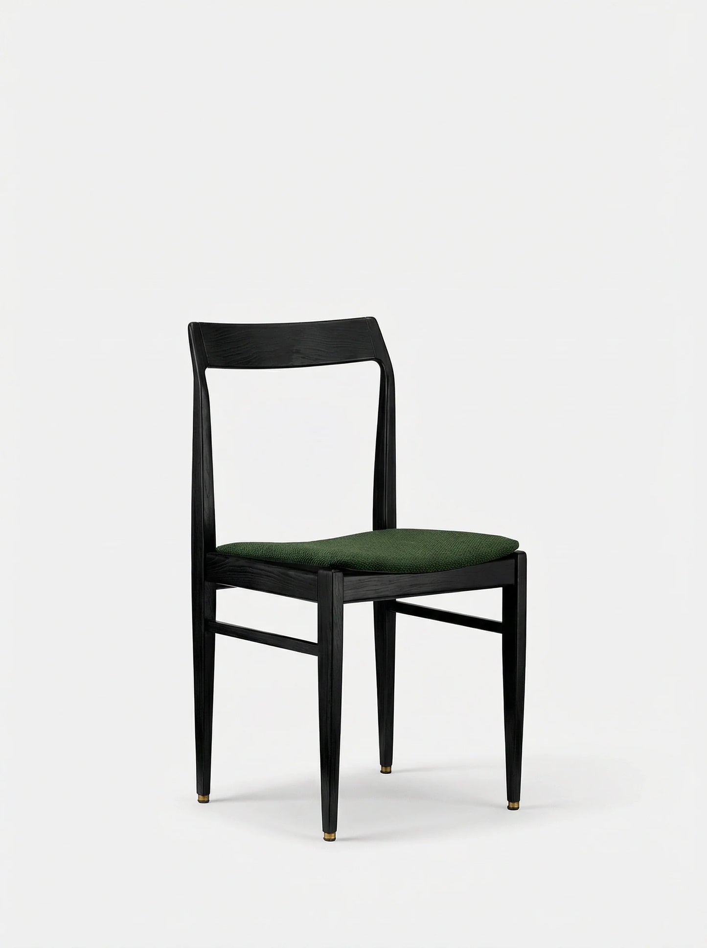 Homa 104 Chair in New Coco Olive