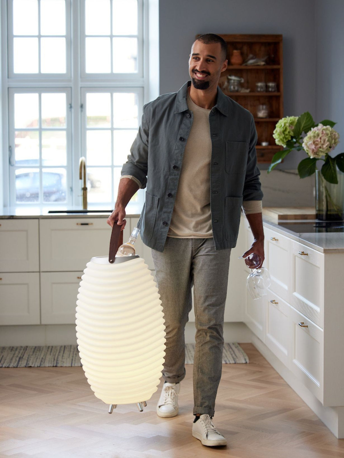 Enceinte bluetooth et lampe LED, Synergy 65