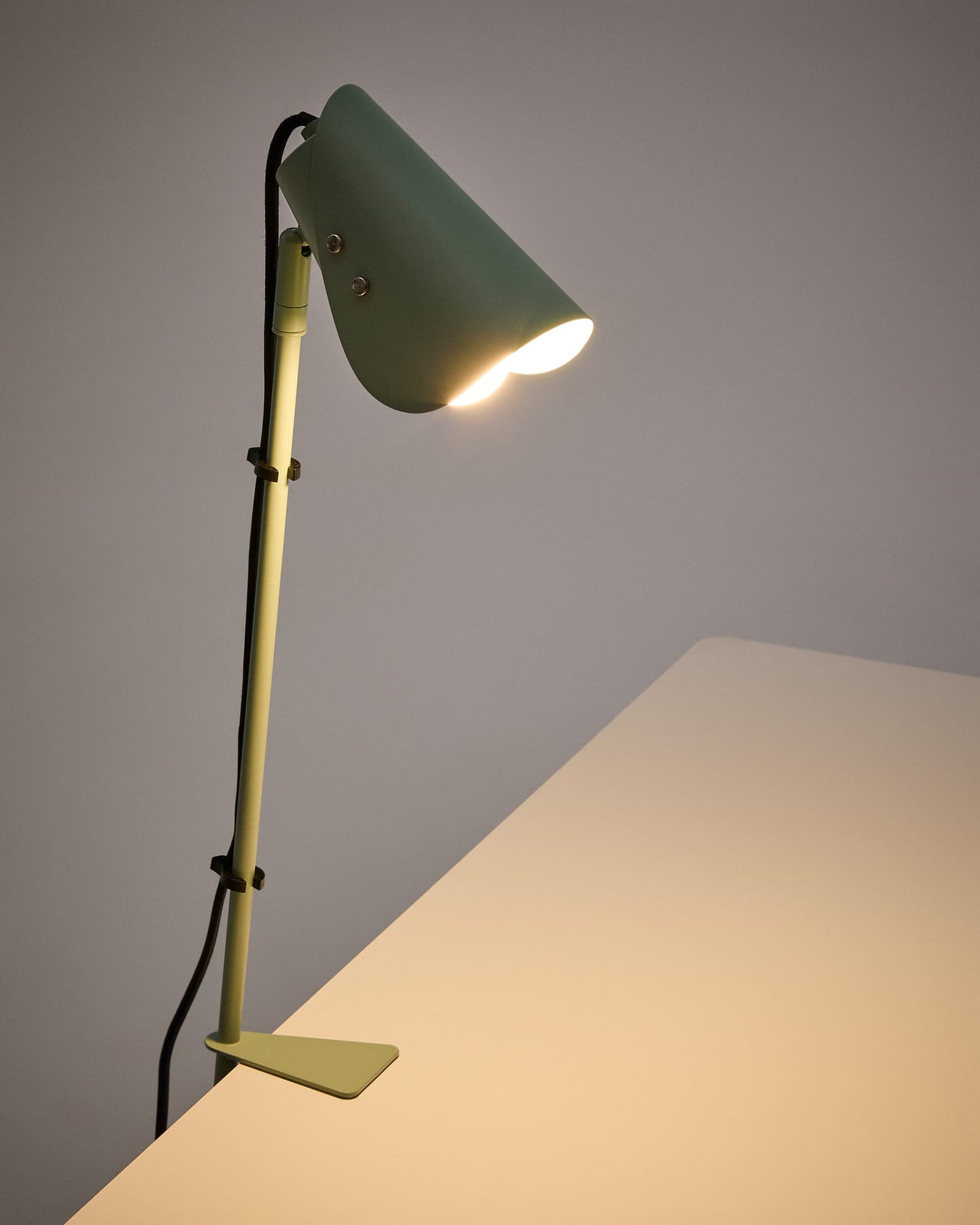 Lampe de bureau avec pince Jula en métal