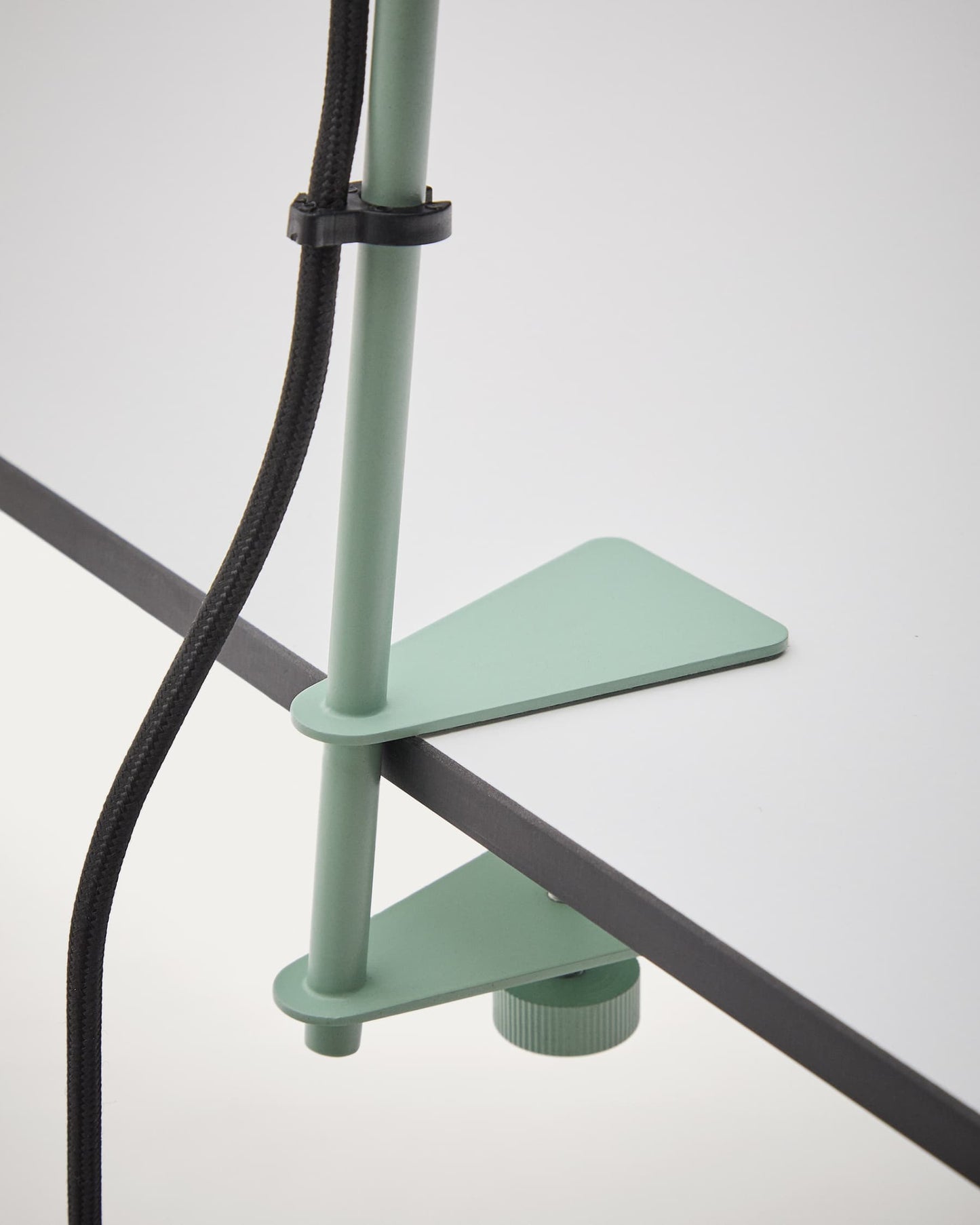 Lampe de bureau avec pince Jula en métal
