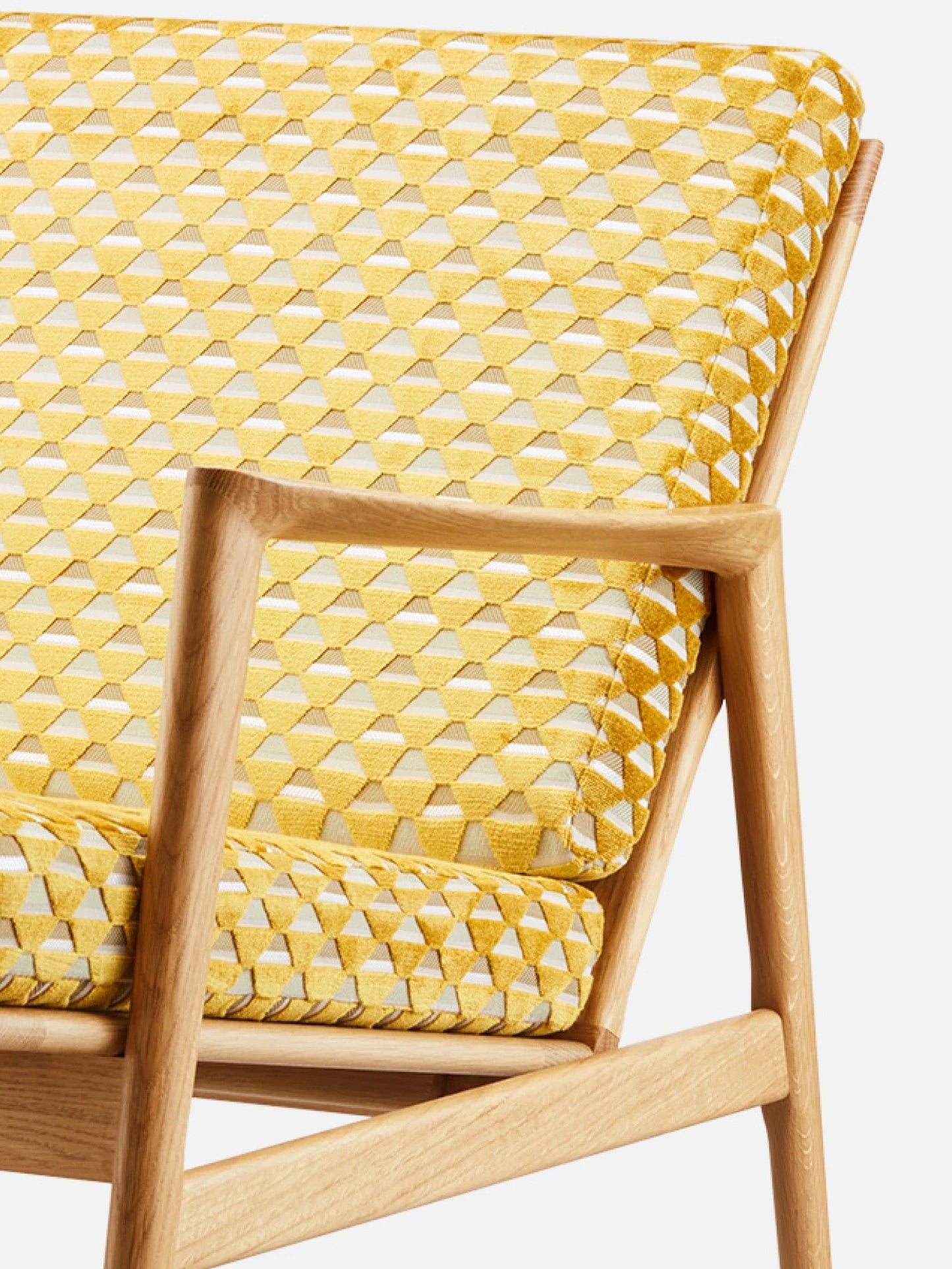 Stefan Lounge Chair in Uroko Moutarde Casamance