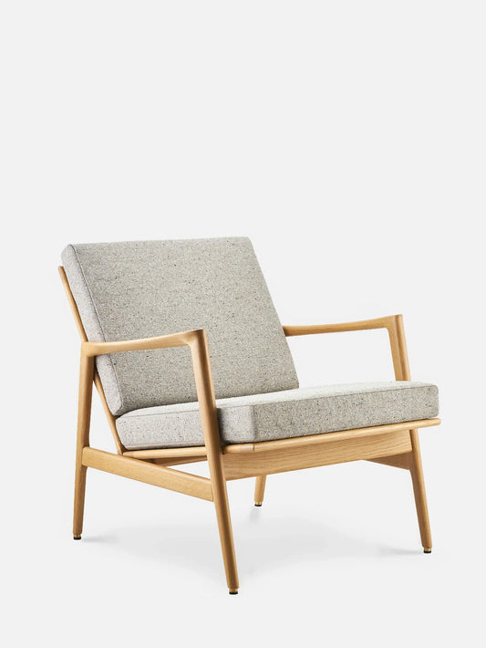Stefan Lounge Chair in Grain L'Amande