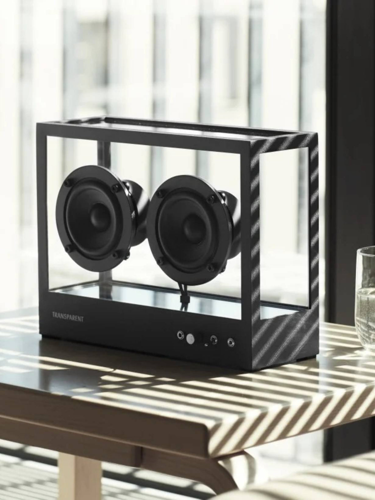 Enceinte Bluetooth en verre trempé, Small Transparent Speaker