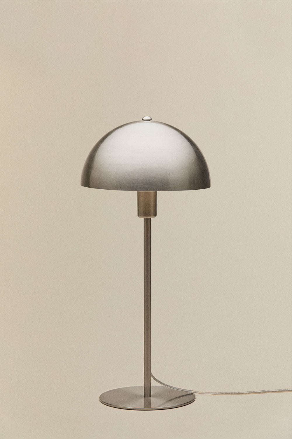 Lampe de table en fer Alnair