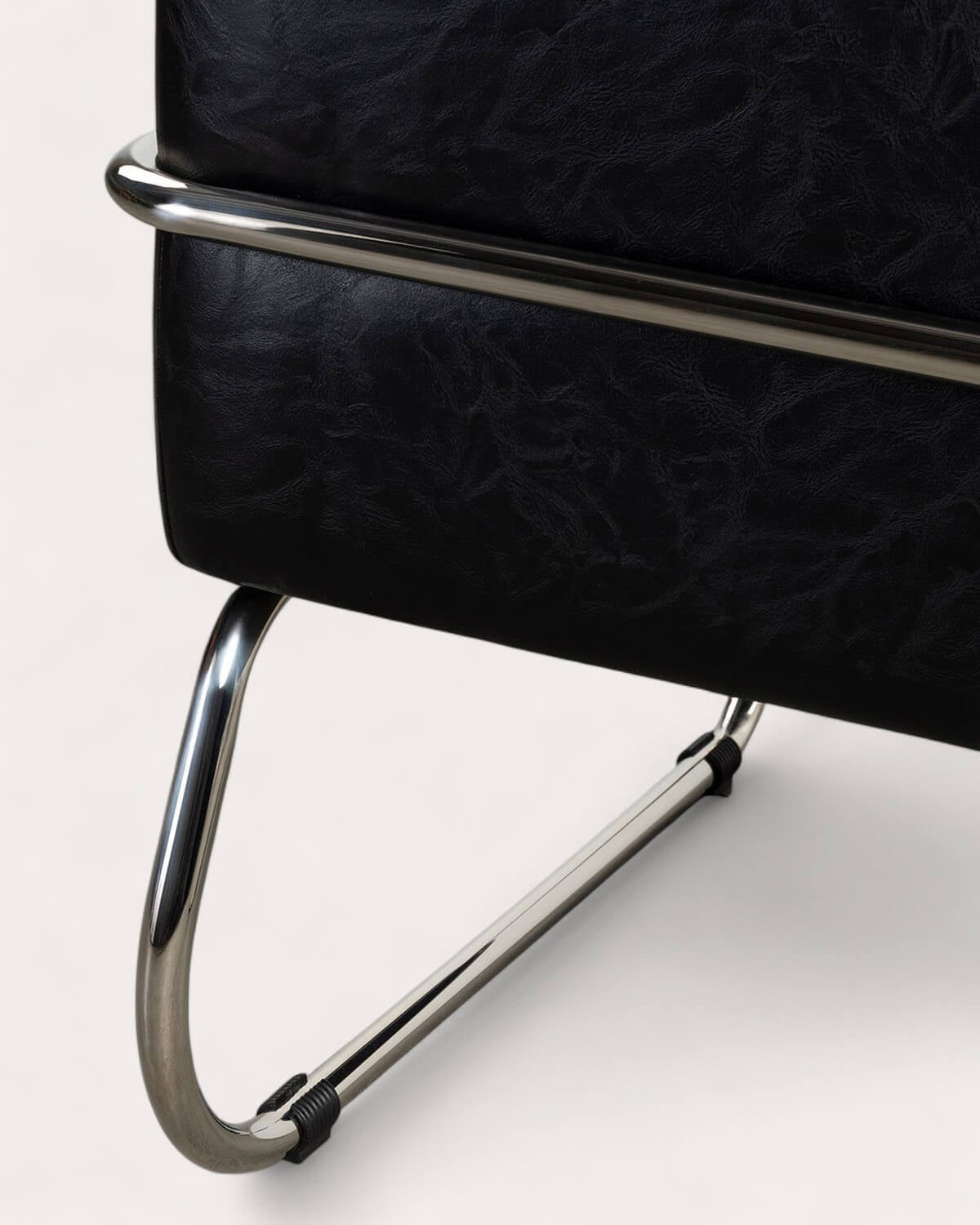 Fauteuil en similicuir et métal Marcellus