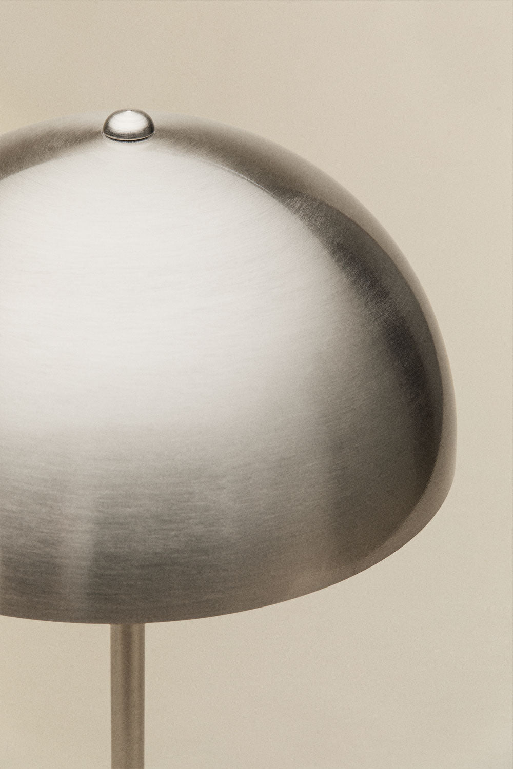 Lampe de table en fer Alnair