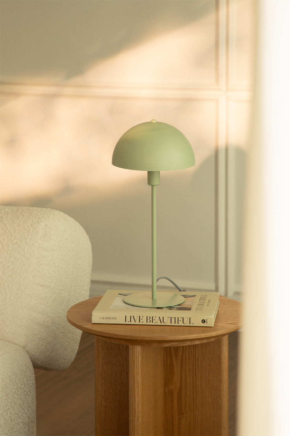 Lampe de table en fer Alnair