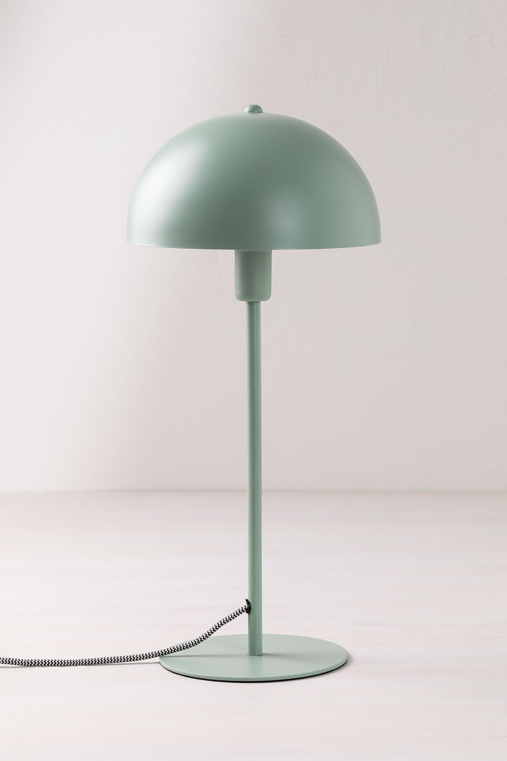 Lampe de table en fer Alnair