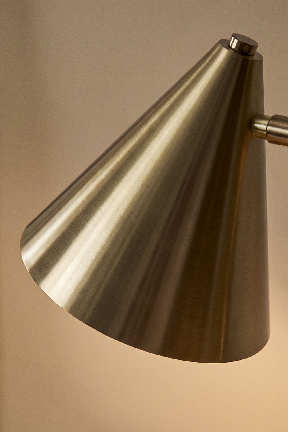 Lampe de table en métal Divone