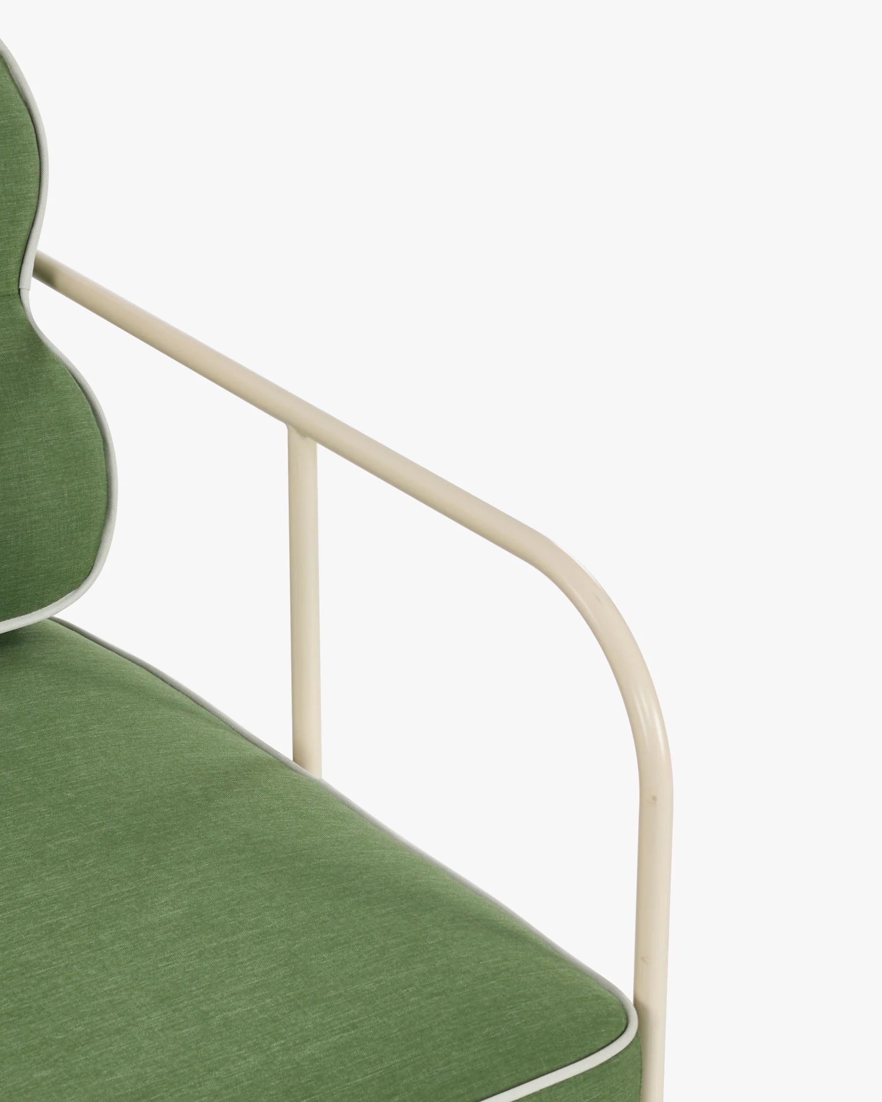 Chaise de jardin avec accoudoirs, vert sauge & métal blanc, Maddalena