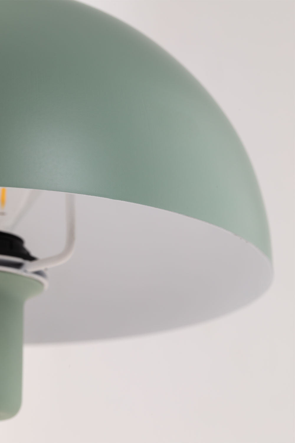 Lampe de table en fer Alnair