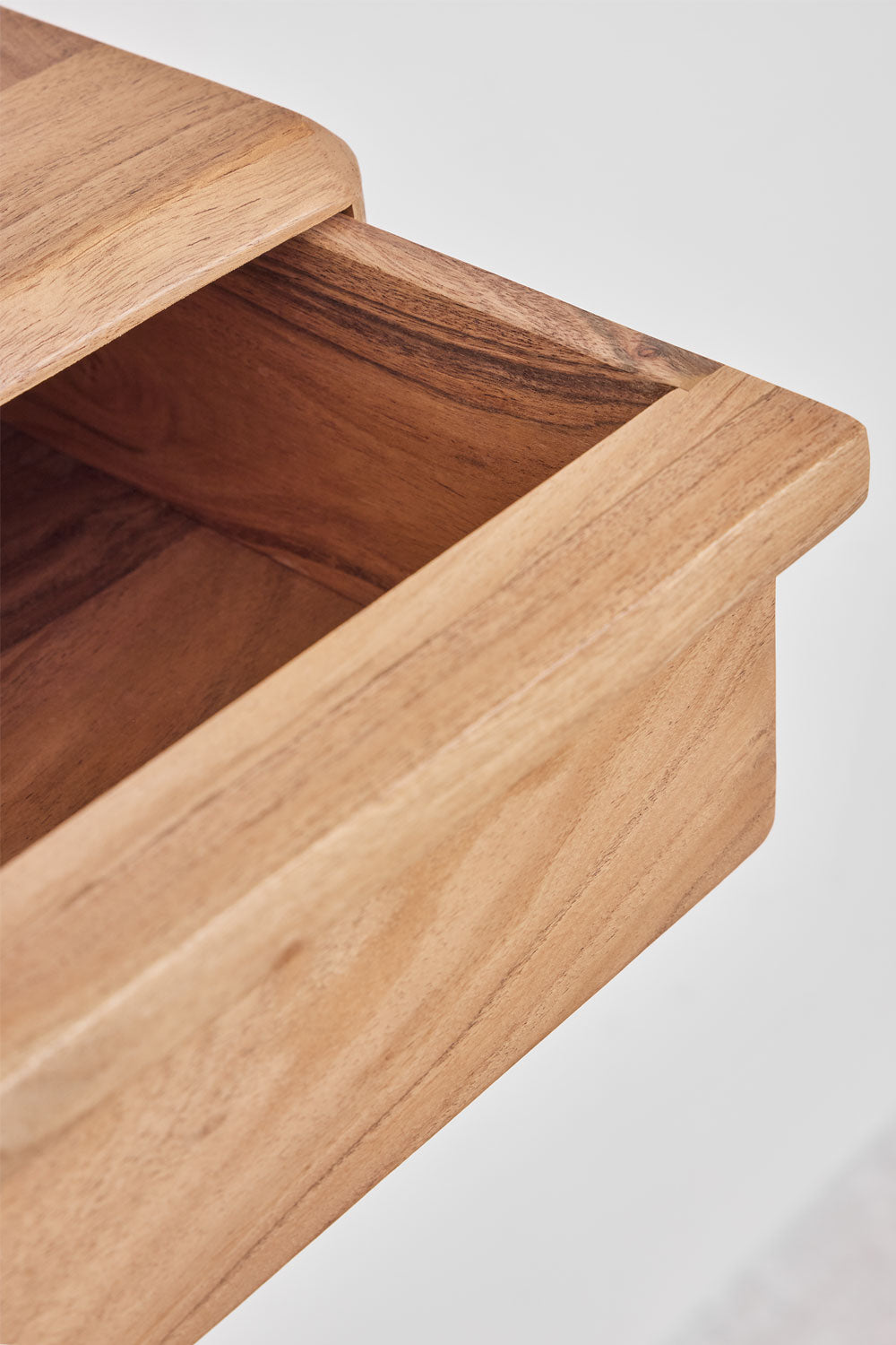 Pack de 2 tables de chevet flottantes 40x30 cm en bois d'acacia Nordilan