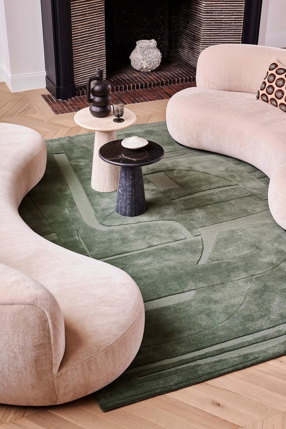 Tapis sauge en laine, Collage