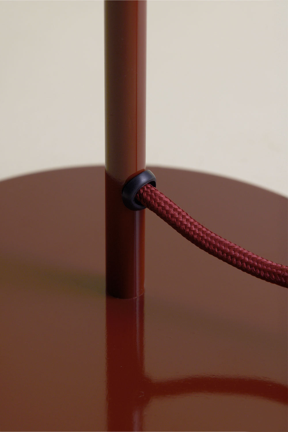 Lampe de table en fer Alnair