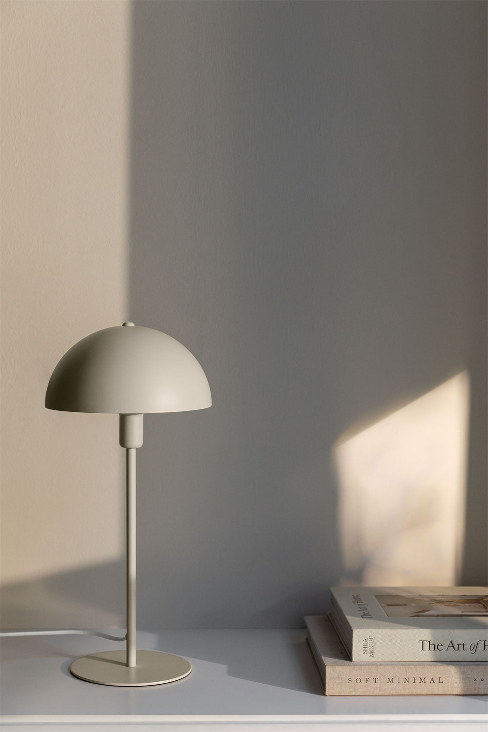Lampe de table en fer Alnair
