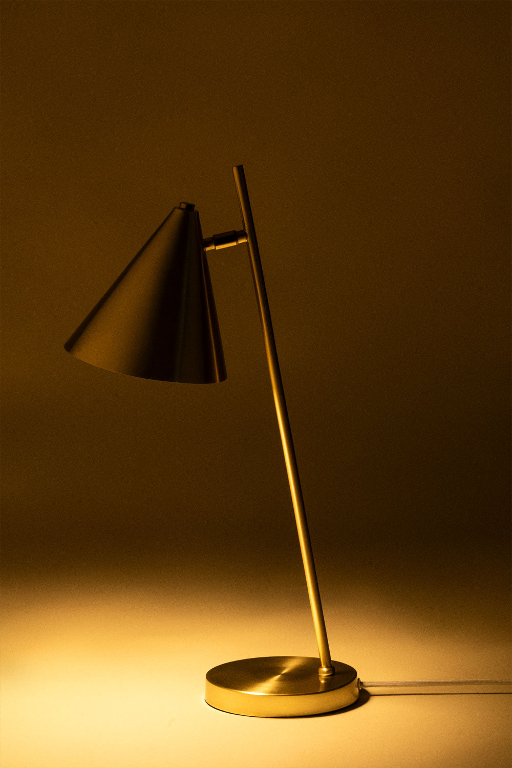 Lampe de table en métal Divone