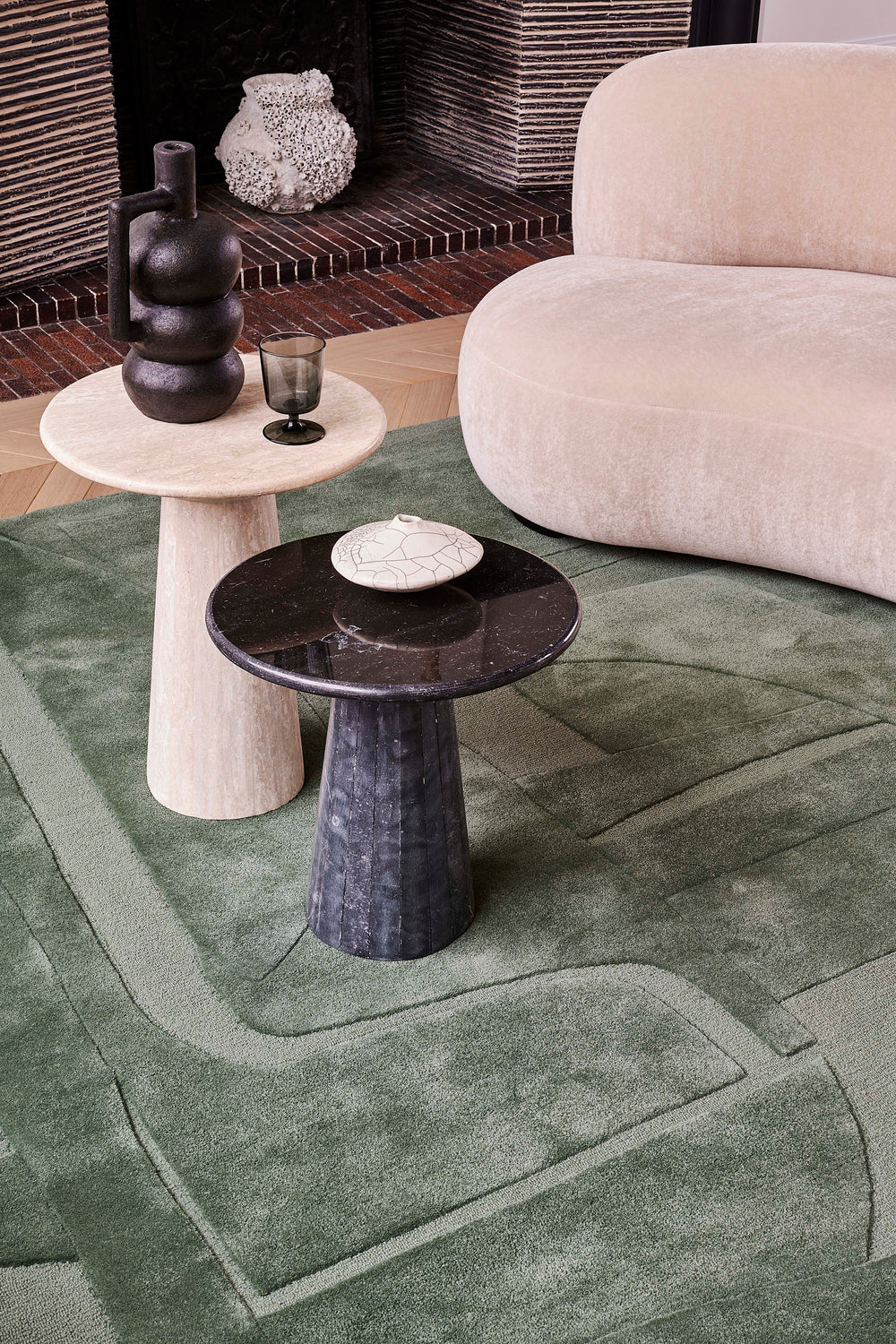 Tapis sauge en laine, Collage