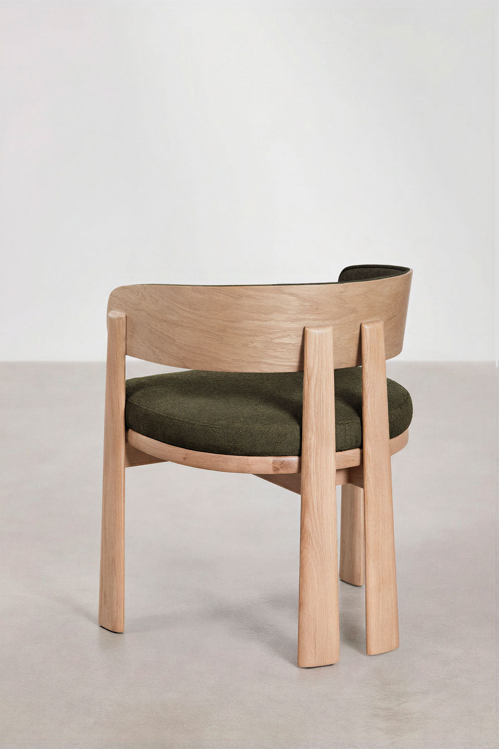 Chaise de salle à manger avec accoudoirs, tapissée et en bois de chêne Olea Signature