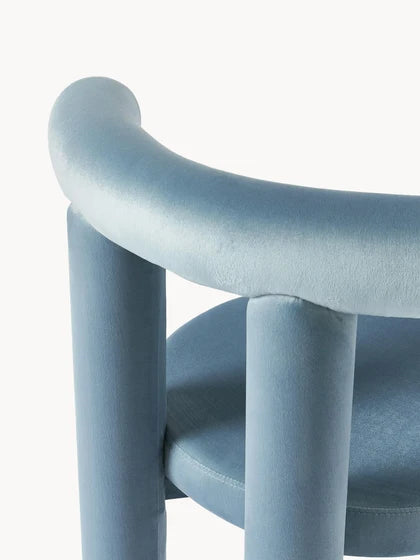 Chaise rembourrée en velours Calan